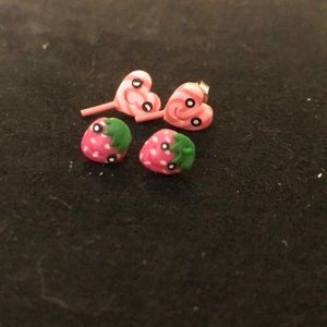 Cute pink earrings